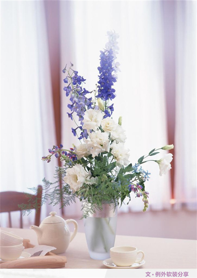 不會(huì)插花怎么了？這不是重點(diǎn)，反正這些花器插什么都美！-別墅設(shè)計(jì),軟裝設(shè)計(jì),室內(nèi)設(shè)計(jì),豪宅設(shè)計(jì),深圳例外軟裝設(shè)計(jì)公司