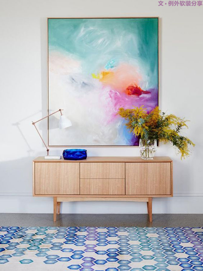 學(xué)會(huì)這五大掛畫(huà)技巧，分分鐘提升你家的氣質(zhì)！-別墅軟裝設(shè)計(jì),軟裝設(shè)計(jì),室內(nèi)軟裝設(shè)計(jì),室內(nèi)設(shè)計(jì),豪宅設(shè)計(jì),深圳例外軟裝設(shè)計(jì)公司