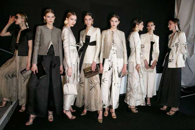 除了豪車，家具界竟然也有它的身影！-別墅設(shè)計(jì),軟裝設(shè)計(jì),室內(nèi)設(shè)計(jì),豪宅設(shè)計(jì),深圳例外軟裝設(shè)計(jì)公司