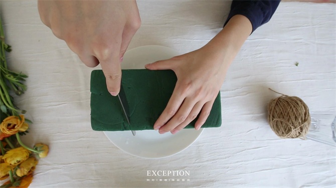 【幾分鐘.軟裝課堂】她用3分鐘搞定一個浪漫花球，就憑這些？-別墅設(shè)計,軟裝設(shè)計,室內(nèi)設(shè)計,豪宅設(shè)計,深圳例外軟裝設(shè)計公司