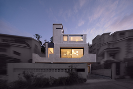 互聯(lián)網(wǎng)大咖于時(shí)光中漫游，解鎖1000m2未來(lái)感之家！